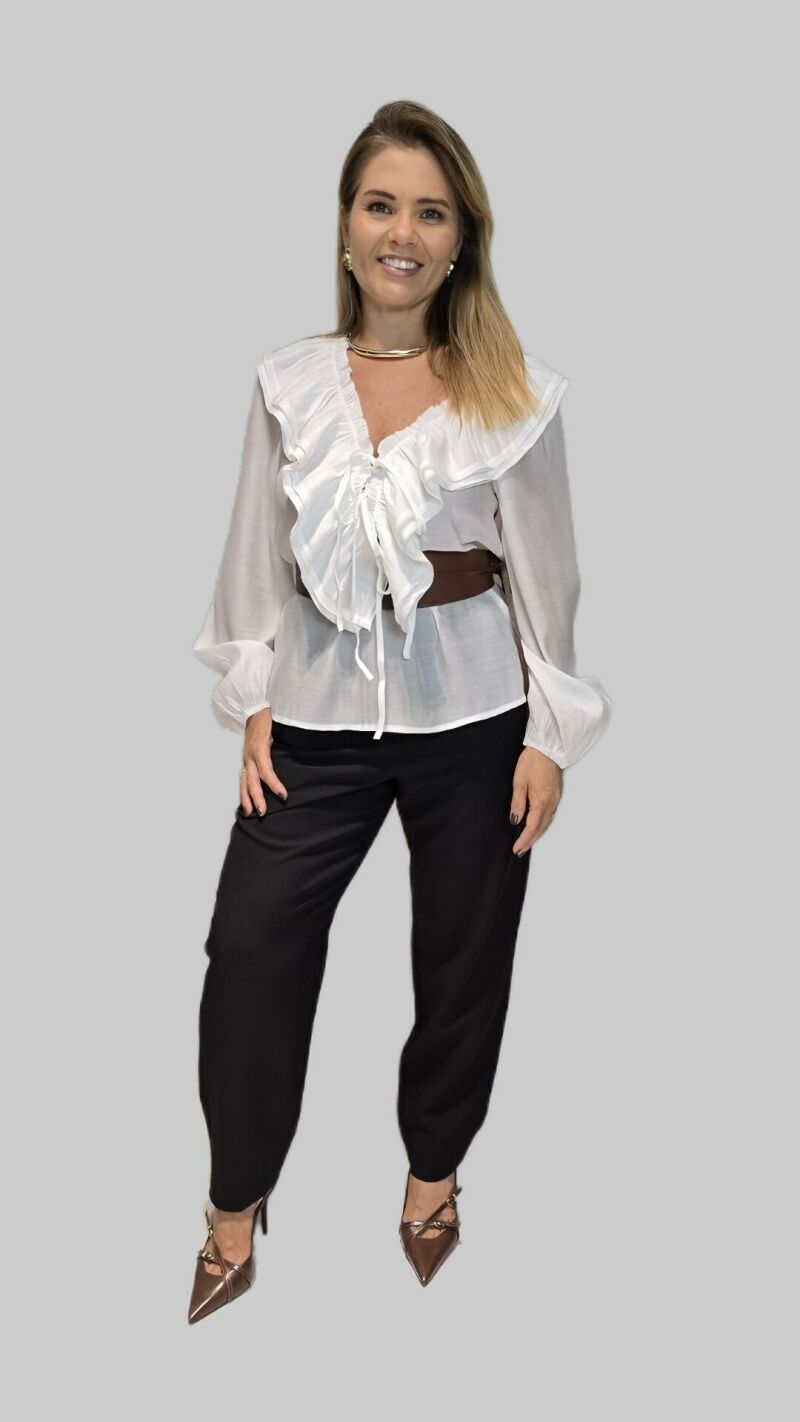 Imagem de Camisa Lua – Branca, Manga Longa em Viscose com Babados e Amarração | Estilo Boho Chic